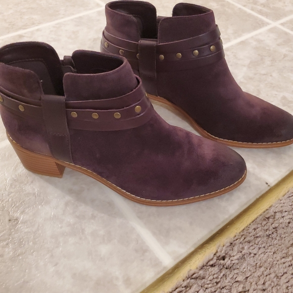 clarks aubergine ankle boots